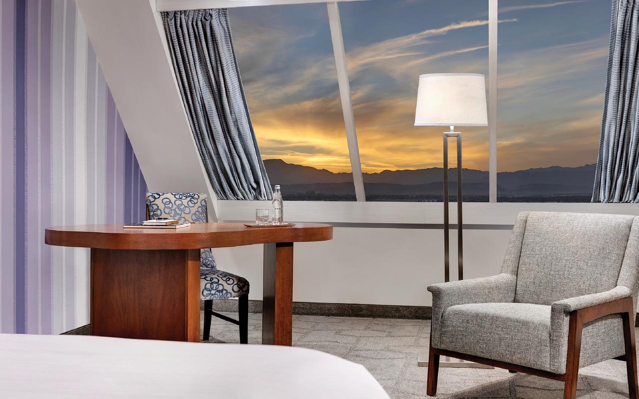Luxor Otel Las Vegas Dış mekan fotoğraf